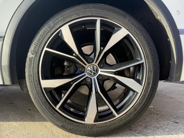 2021 Volkswagen Tiguan 1.5 TSI R-Line SUV 5dr Petrol DSG Euro 6 (s/s) (150 ps) SUV Petrol Automatic