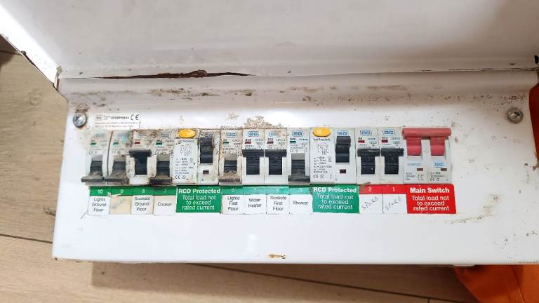 Used Consumer Unit Fuse Box