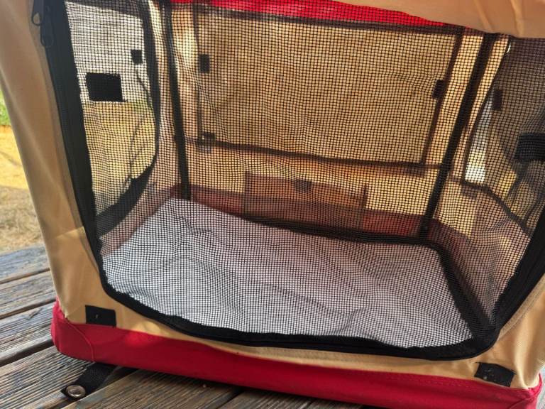 Portable pet cage