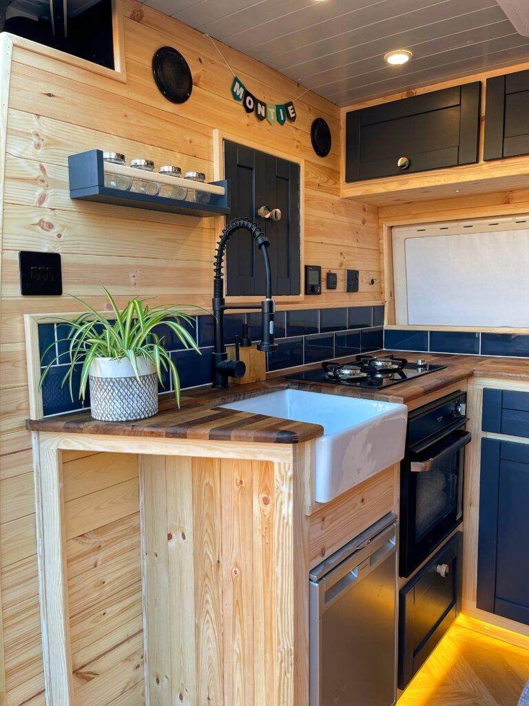 Stunning coach built conversion,  off grid ready 