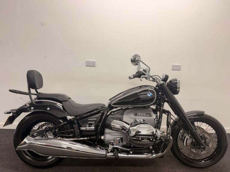 BMW R18 ** RIDER MODES - SISSY BAR + BACK REST - WARRANTY **