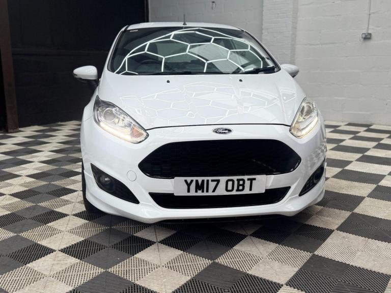 2017 Ford Fiesta 1.0T EcoBoost ST-Line Euro 6 (s/s) 3dr Hatchback Petrol Manual