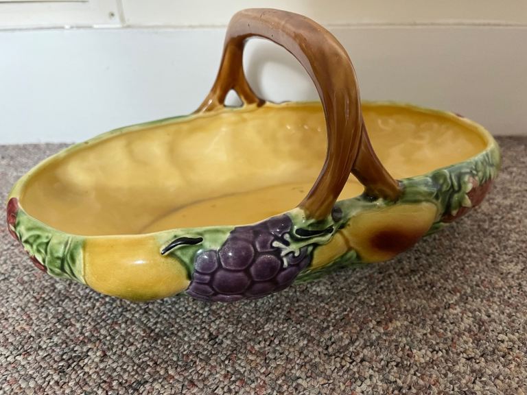French Majolica fruit bowl 1920s