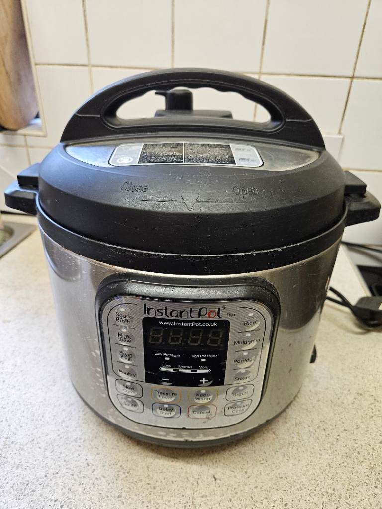 Instant Pot Duo 7-in-1 Multi-Cooker | With Premium Steam Basket Bundle!