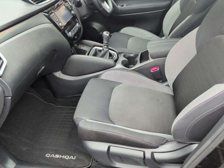 2018 Nissan Qashqai 1.2 DIG-T N-Connecta SUV 5dr Petrol Manual Euro 6 (s/s) (115 ps) - SUNROOF, H...