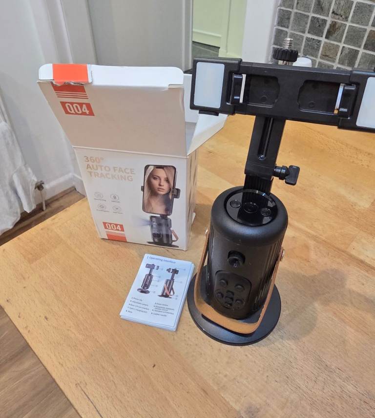 360 degree auto face tracking 