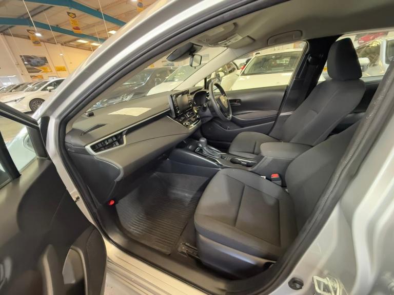 2020 Toyota Corolla 1 790 CC TOYOTA COROLLA TOURING Hybrid