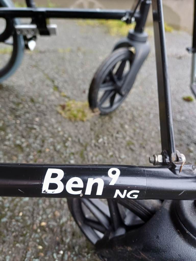 INVACARE BEN 9 NG ADULT SIZE WHEELCHAIR VGC £50 NO OFFERS DARWEN BB3 0DU 