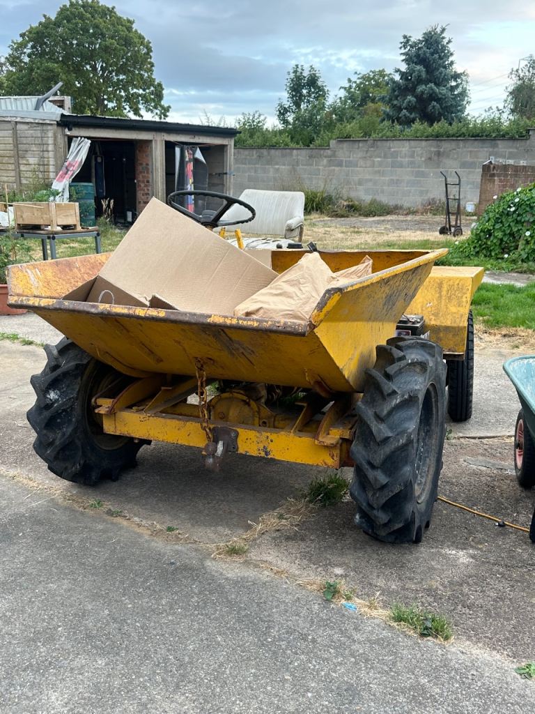 Dumper truck