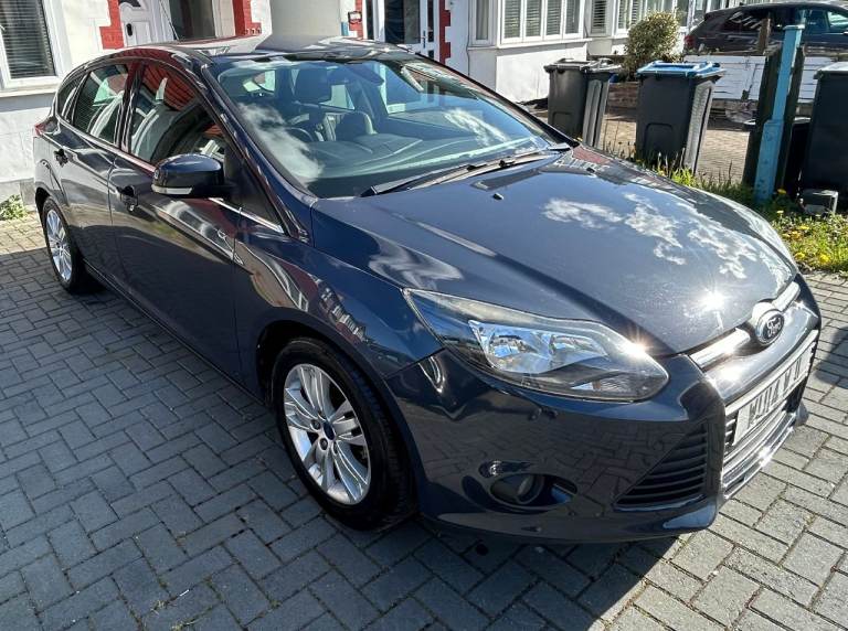 Ford Focus Titanium Navigator 2014 – Must go this week due to replacement vehicle - Open to offers 