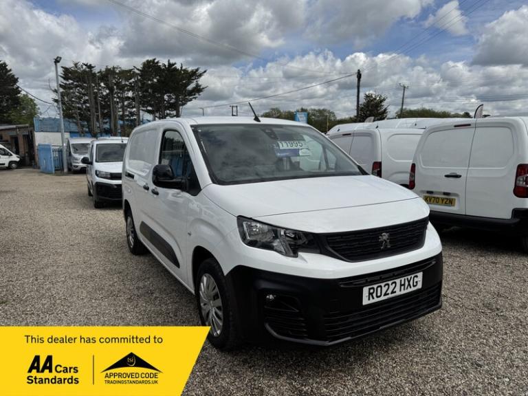 Peugeot Partner BLUEHDI PROFESSIONAL PREMIUM L1 CREW VAN 5 SEATS AIR CON 59K MIL