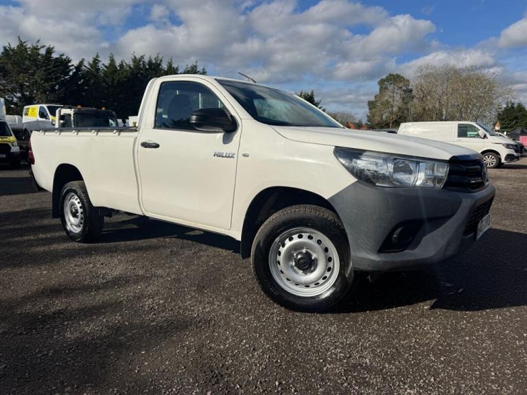 2016 Toyota Hilux ACTIVE 4WD D-4D S/C Pick Up Diesel Manual