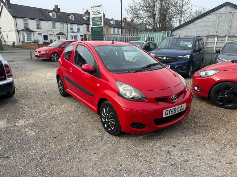 2009 Toyota AYGO 1.0 VVT-i + Hatchback 3dr Petrol MultiMode Euro 4 (67 bhp) Hatchback Petrol Auto...