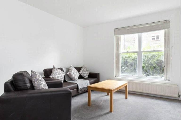 BEAUTIFULLY FURNISHED 2-BEDROOM FLAT – WEAVERS WAY, NW1
