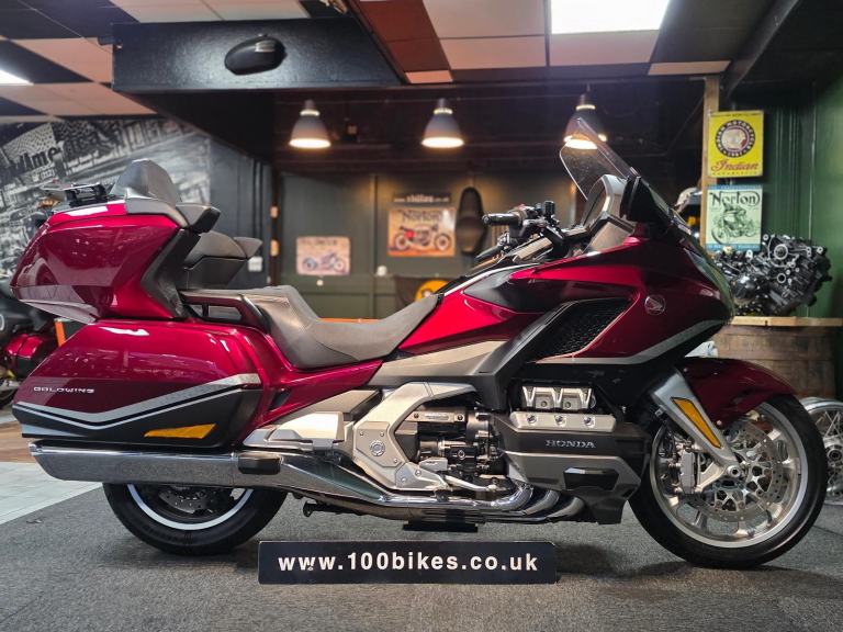 2021 HONDA GL1800 GOLDWING DCT TOUR 18,000 MILE'S 