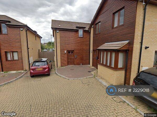 3 bedroom house in Witham Court, Bletchley, Milton Keynes, MK3 (3 bed) (#2229018)