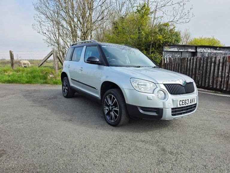 Skoda, YETI, Hatchback, 2013, Manual, 1968 (cc), 5 doors