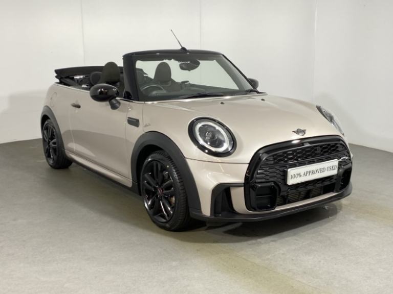 MINI CONVERTIBLE 1.5 Cooper Sport 2dr