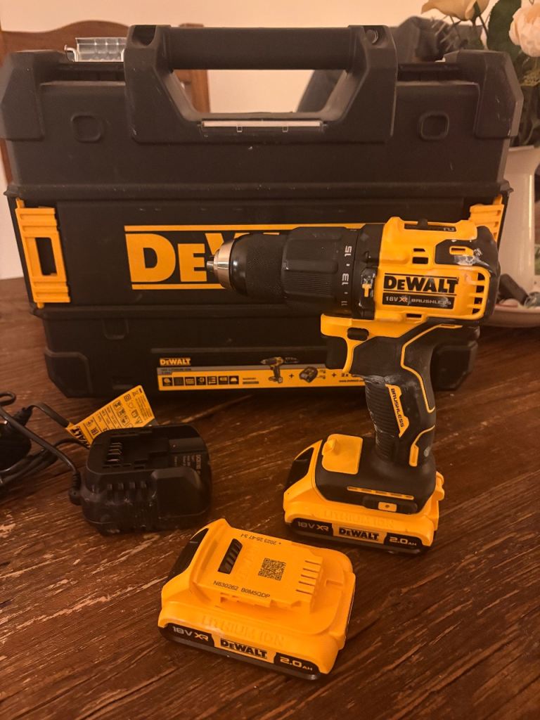 DeWALT 18V XR Brushless Hammer Drill Driver Kit – 2x 2.0Ah Batts, Charger & TSTAK Case