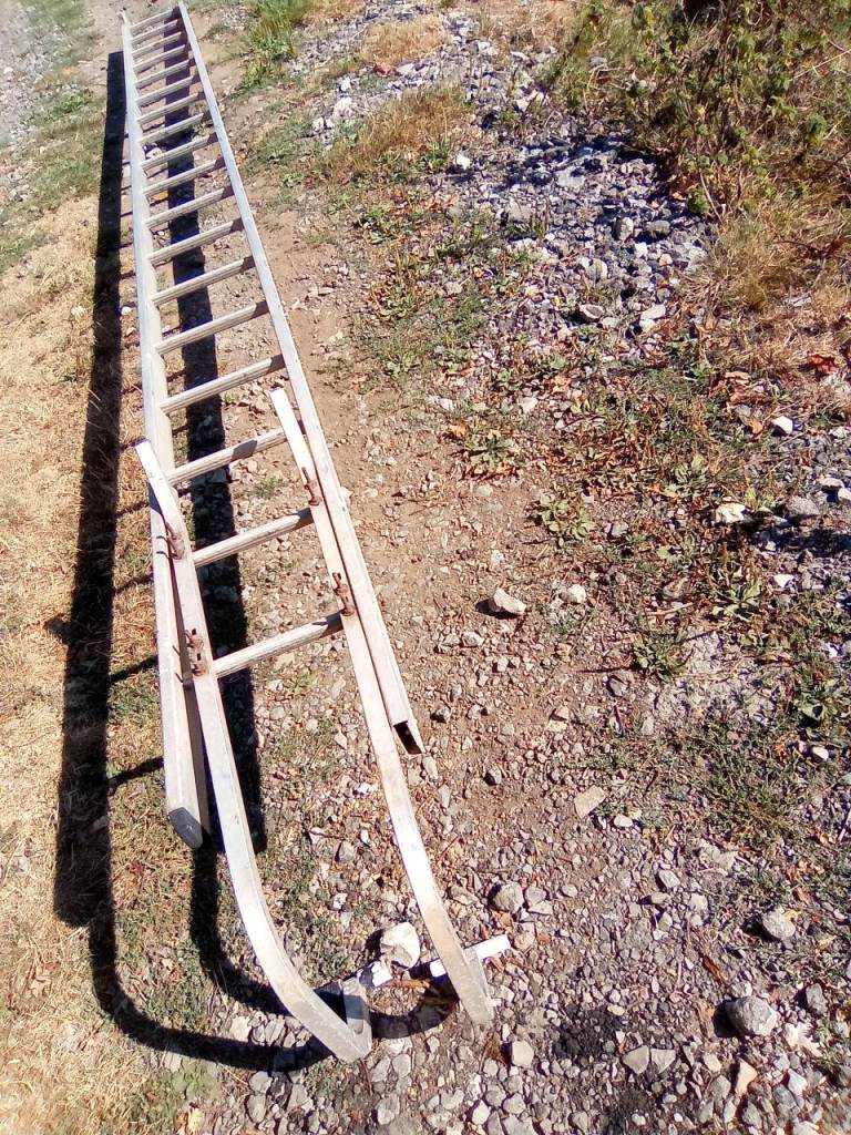 Roofing Ladder 