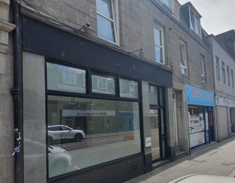 Retail/Office Unit for Rent