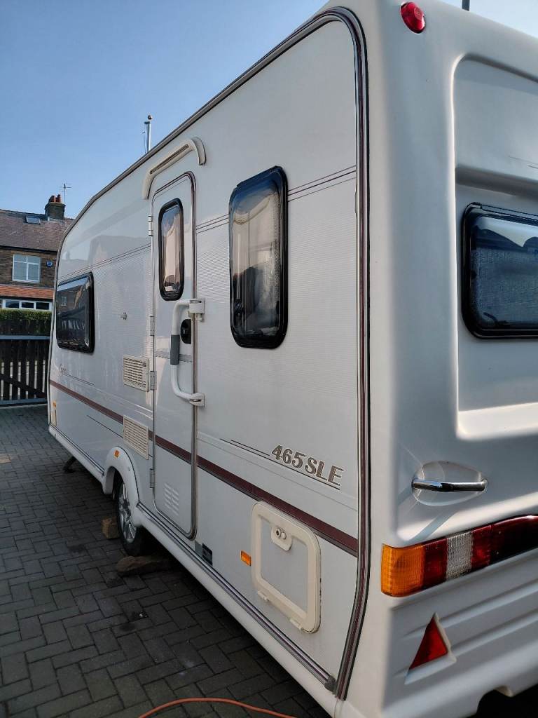  Bessacarr Cameo 465 SL – 2 Berth – Motor Mover – Clean & Tidy condition 
