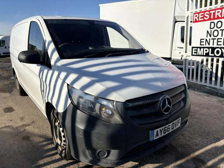  Mercedes-Benz Vito Vito 111 CDi Panel Van Manual