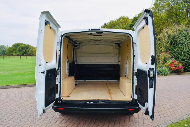 2023 Renault Trafic 2.0 dCi Blue SL30 Business+ L1 H1 Euro 6 (s/s) 5dr PANEL VAN Diesel Manual