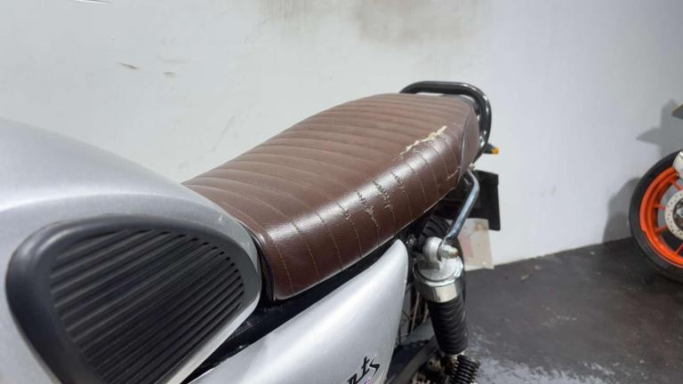 Bullit  Hunt 2016 18K CAFE RACER LEARNER LEGAL PROJECT BIKE 125CC