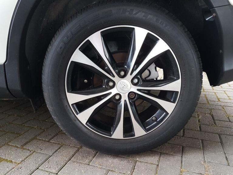 Toyota RAV4 D-4D INVINCIBLE AWD