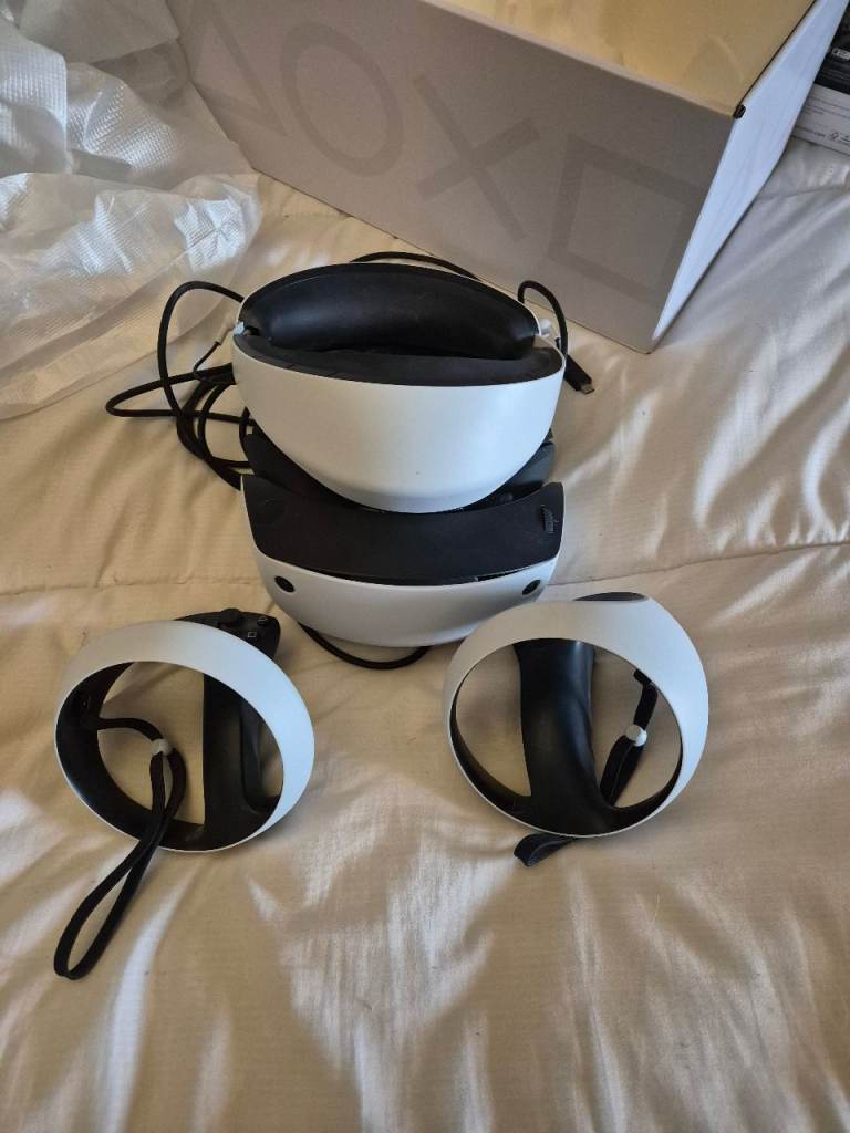 Playstation VR2 in box