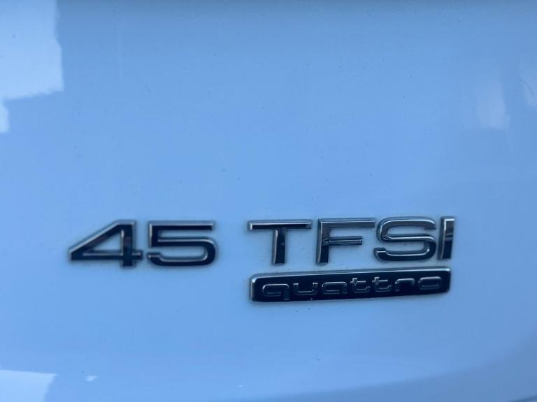 2019 Audi Q5 45 TFSI Quattro S Line 5dr S Tronic ESTATE PETROL Automatic