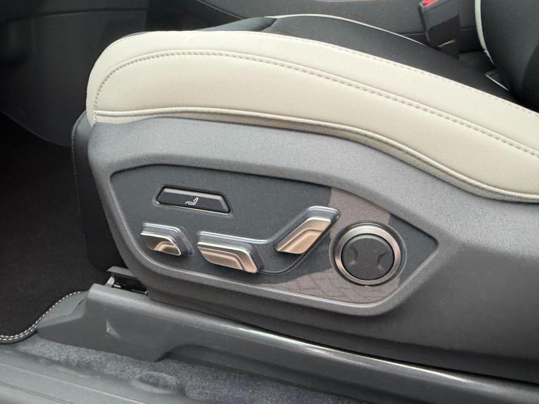 2025 Kia EV9 282kW GT-Line S 99.8kWh AWD 5dr [6St] Auto ESTATE ELECTRIC Automatic