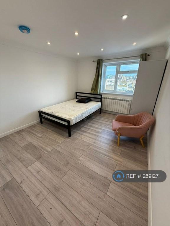 1 bedroom in West St, Brighton, BN1 (#2891271)