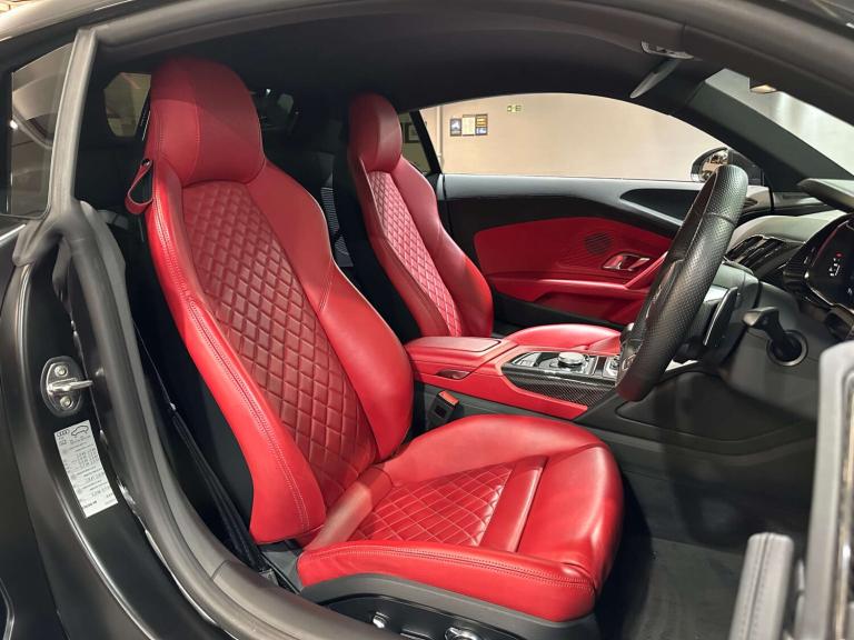 2020 Audi R8 5.2 FSI V10 Quattro Perform Carbon Bk 2dr S Tronic COUPE PETROL Automatic