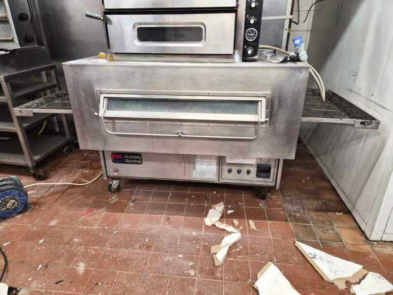 Commercial Electric Pizza Oven