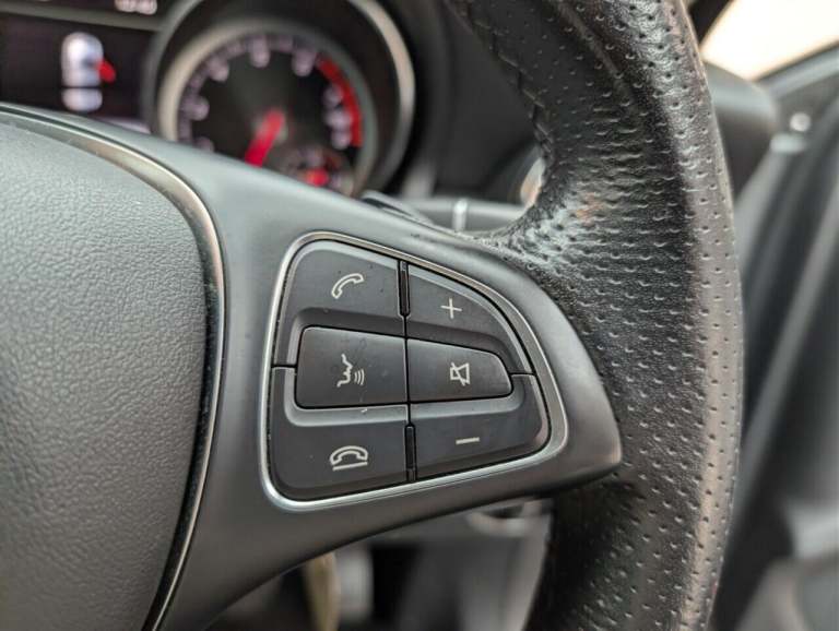 2019 Mercedes-Benz A-Class 1.6 GLA180 Urban Edition SUV 5dr Petrol 7G-DCT Euro 6 (s/s) (122 ps) -...