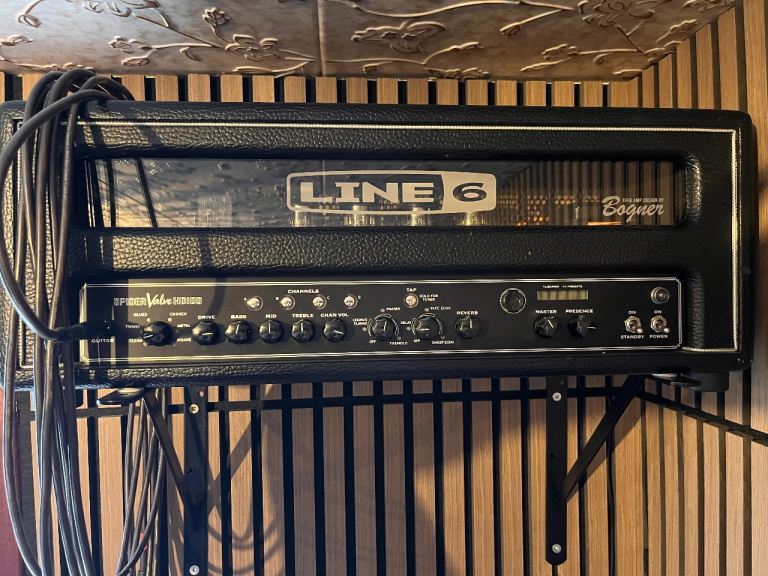 Line 6 Spider Valve HD100