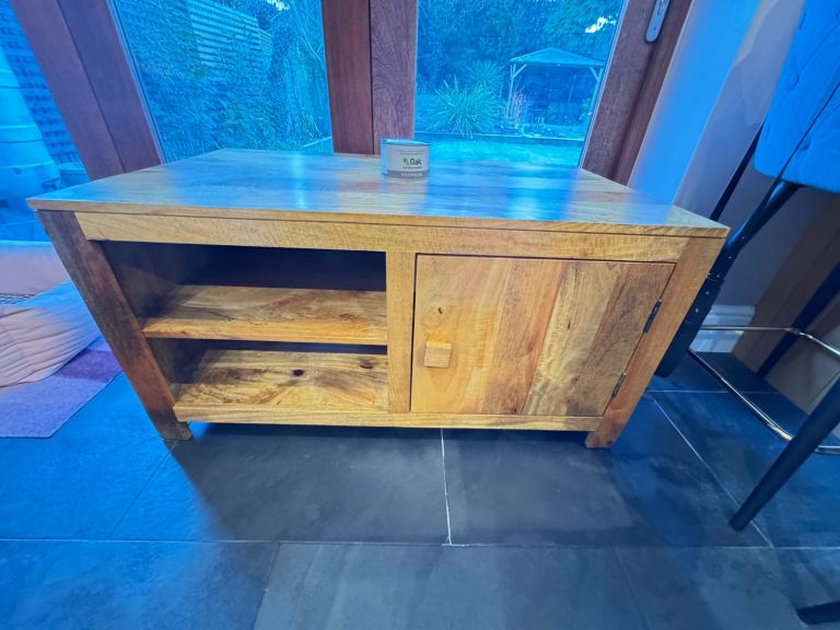 Oak Furniture Land solid maple TV cabinet 