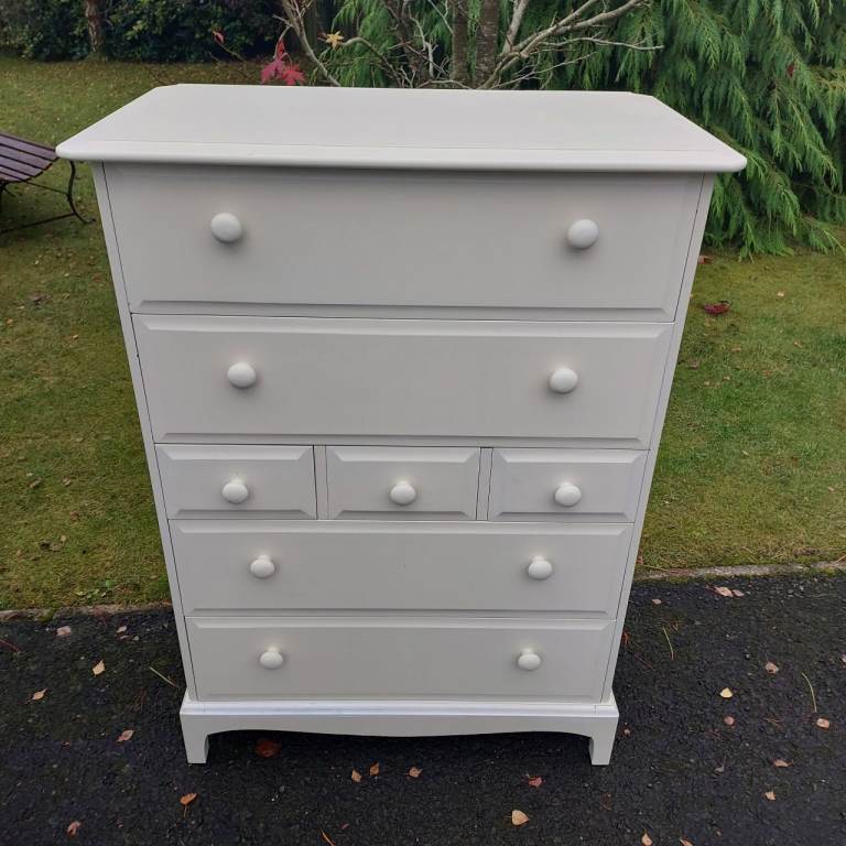 Quality Stag Tallboy Chest Of Drawers In Beautiful Condition Throughout 