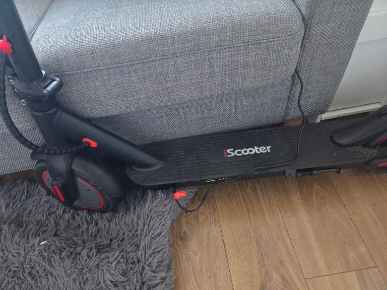 iScooter Electric Scooter - Black, Good Condition