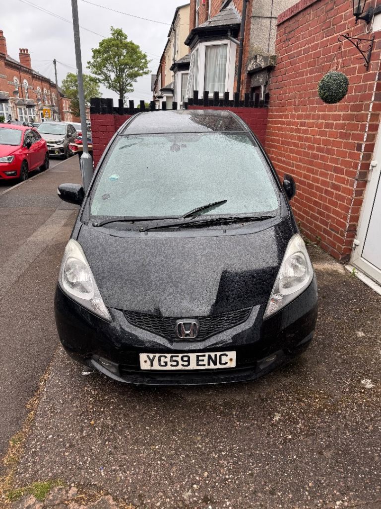 Honda jazz 2010 breaking/parts