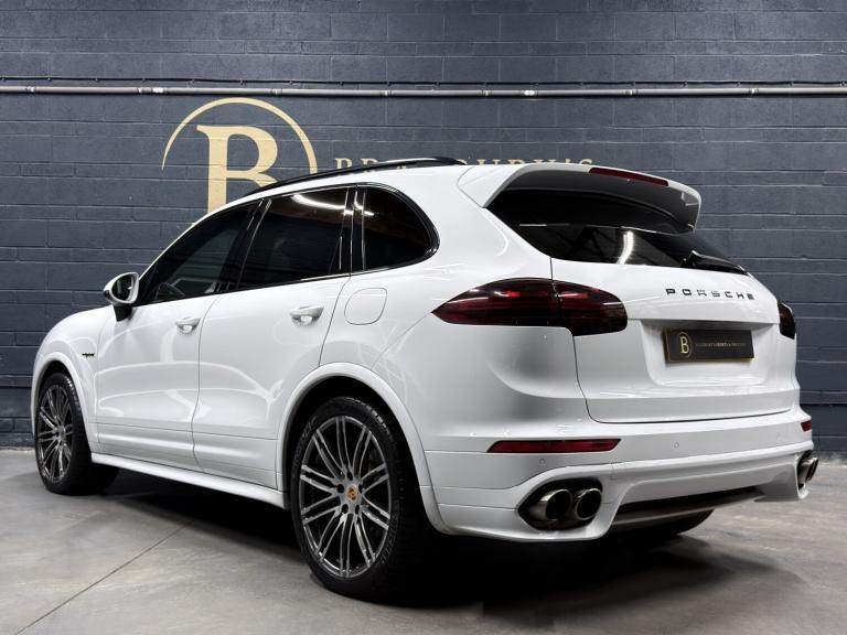 PORSCHE CAYENNE 3.0 V6 E-Hybrid S Platinum Edition 2017