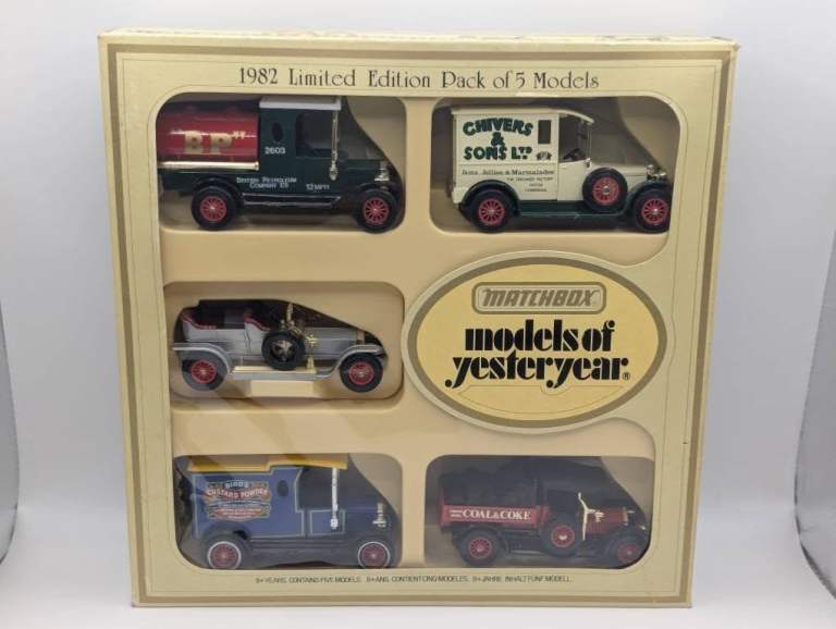 Matchbox models of yesteryear 1982, boxed, set of 5 diecast models