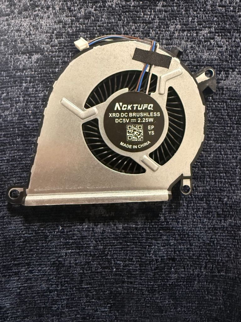 ACKTUFG XRD DC BRUSHLESS DC5V =. 2.25W.