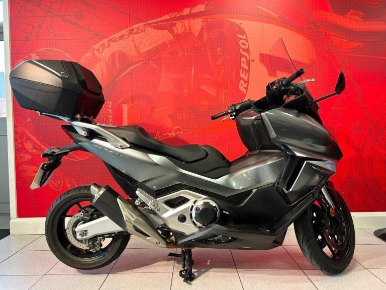 2023 Honda Forza 750 NSS750 - 7675 miles.