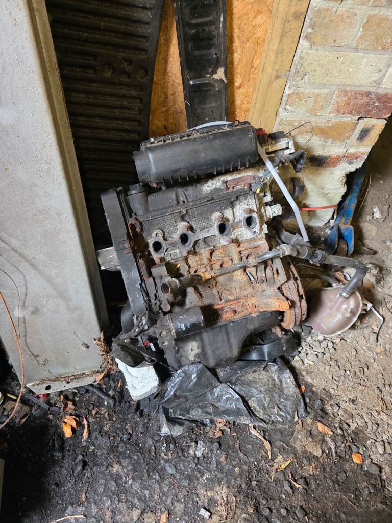 Fiat punto 1.4 engine