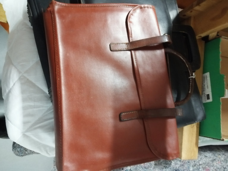 Vintage music satchel 