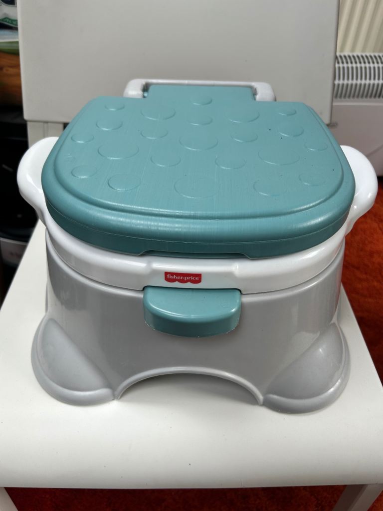 Fisher-Price Potty – White and Teal, excellent Condition