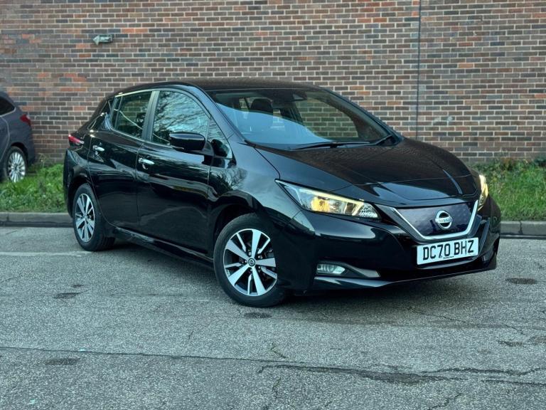  Nissan Leaf 40kWh Acenta Auto 5dr Electric Automatic